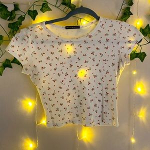BRANDY MELVILLE FLORAL CROP TOP
